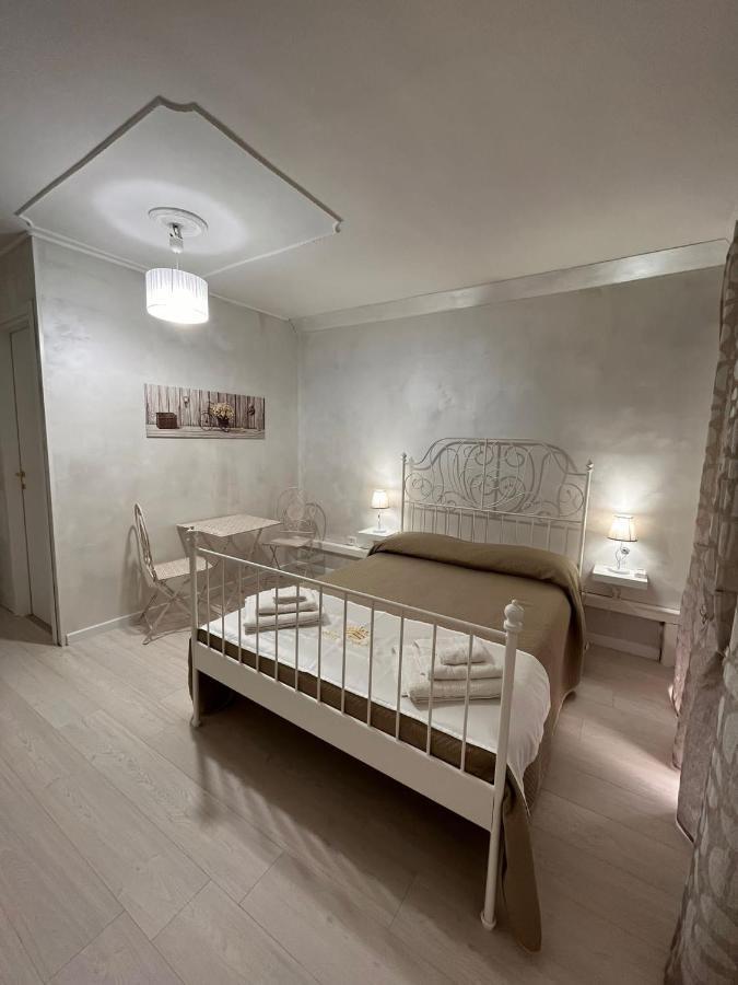 Ferienwohnung La Dimora Del Principe Neapel Exterior foto
